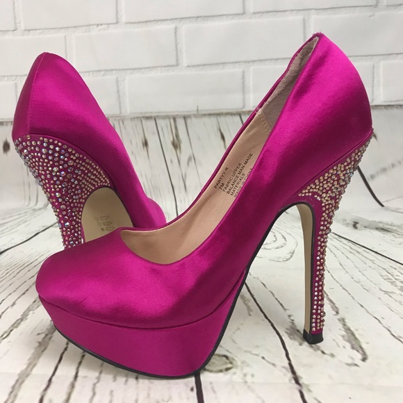 Steve Madden Shoes - Steve Madden Partyy Platform Heel embellished Pink